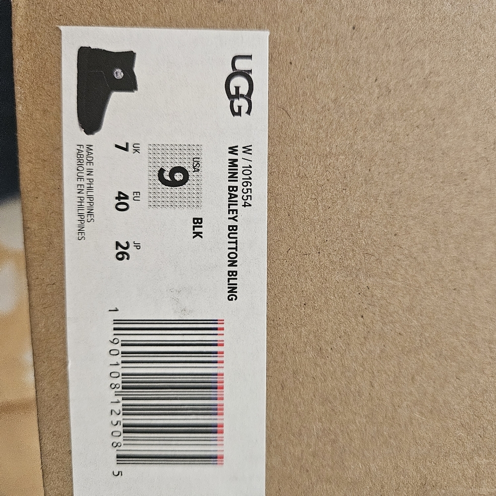 Boots - Picture 4 of 4